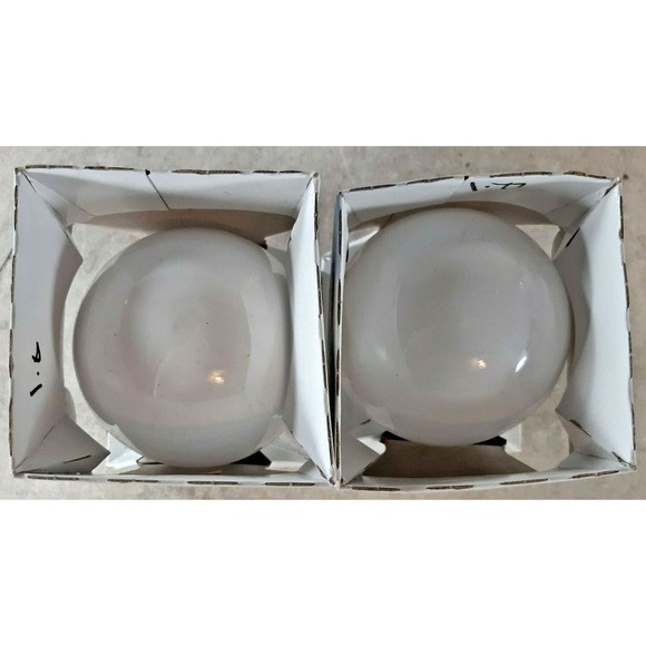 Globe Light Bulbs 2 Great Value 40-Watt G25 White HD+ Light 550 Lumens - Picture 3 of 3